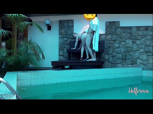 ❤️ Boss jistieden maid għall-pool, iżda ma setgħetx tirreżisti sħun Porn biss fil-porn mt.appassistance.ru ☑